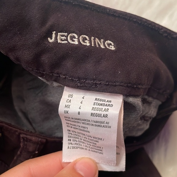 American Eagle Super Stretch Plum Purple Woman’s Jeggings Size 4 - Picture 5 of 7